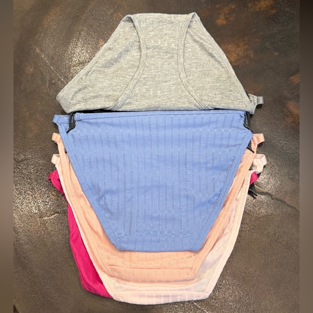 Steve Madden NWT Size S 5Pk Pinks, Blue, Gray, & Cream Ribbed Panties (I032) - Picture 6 of 10